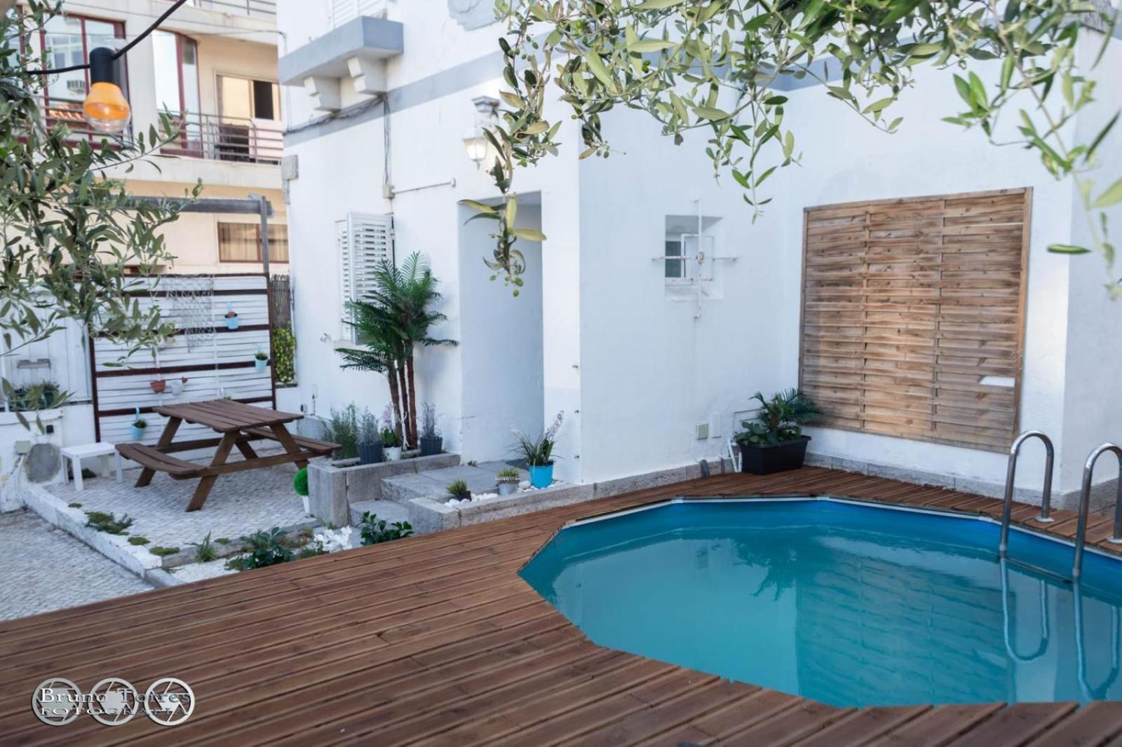The Shed Surf Lodge กอสตา ดา กาปาริกา ภายนอก รูปภาพ
